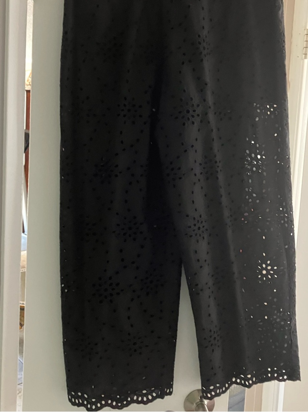 Zara Black Broderie Anglaise  Ankle Crop Wide-Leg Pants NWT Size L - Picture 4 of 8